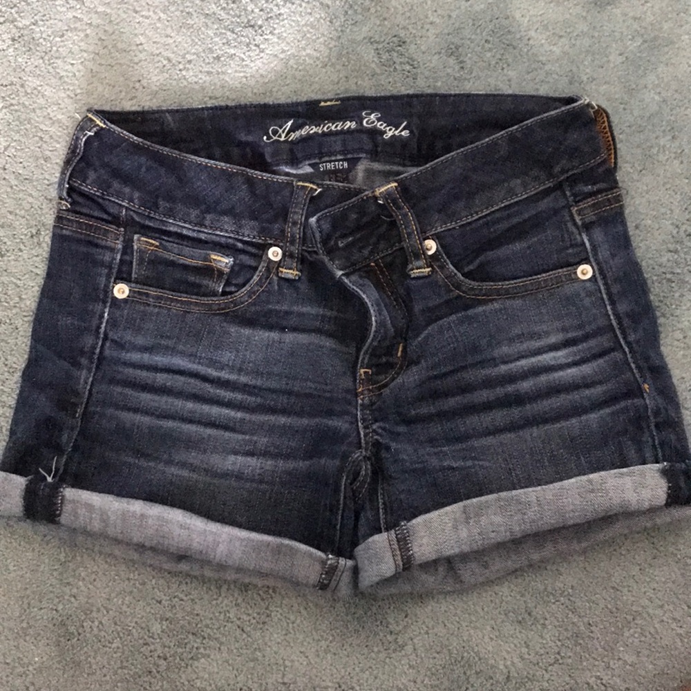 AEO Midi Shorts Size 2
